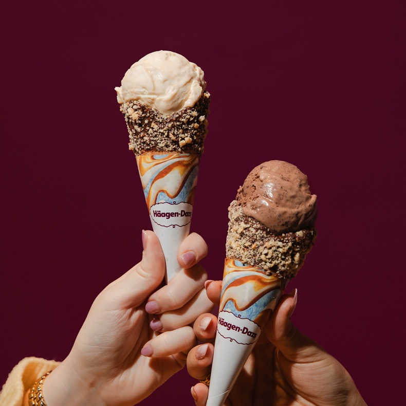 2 helados de una bola en cono extraordinario a S/27.00